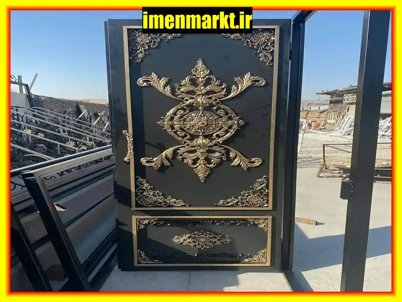 تنوع در طرح و رنگ درب فرفورژه