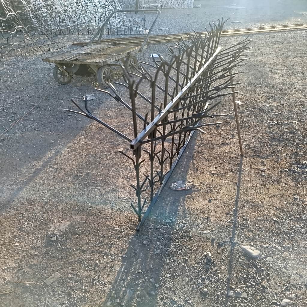 حفاظ دیواری امنیتی