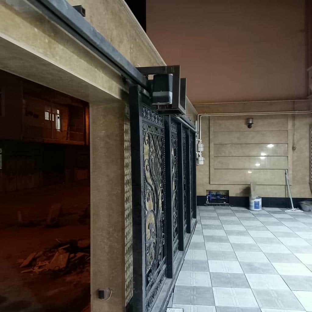 خرید جک درب پارکینگ ویلایی در لواسان