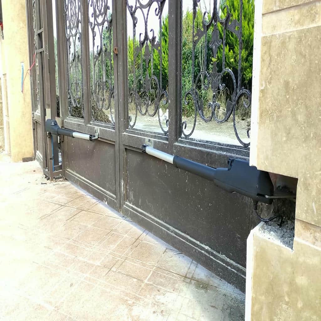 خرید جک درب پارکینگ کاربری مسکونی در کرمان
