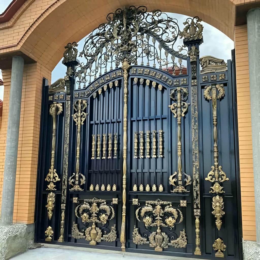 خرید درب فرفورژه حیاط مقاوم در اردبیل