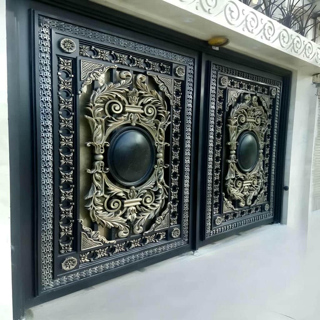 خرید درب فرفورژه حیاط با پوشش ضدزنگ در سنندج