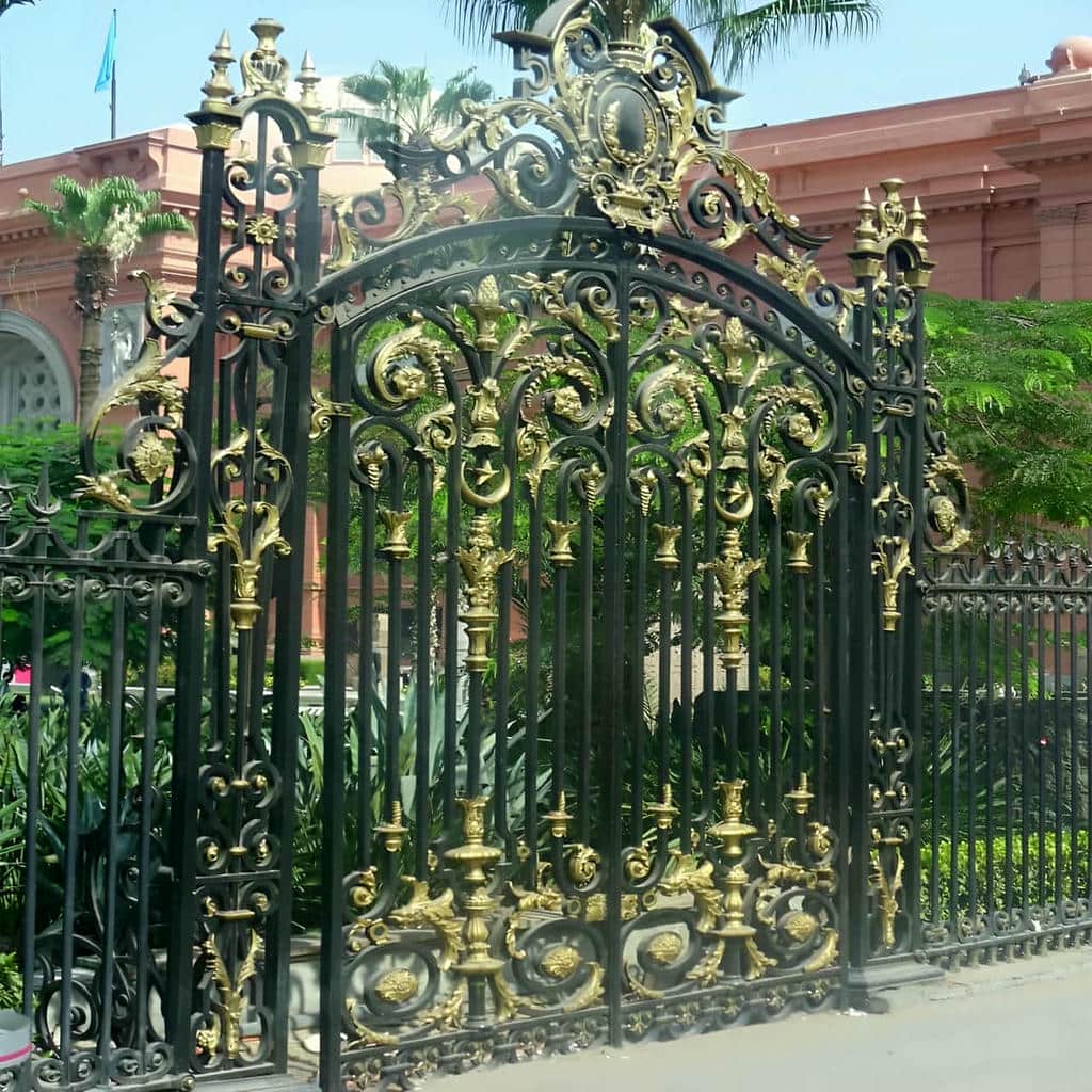 درب فرفورژه حیاط در دماوند