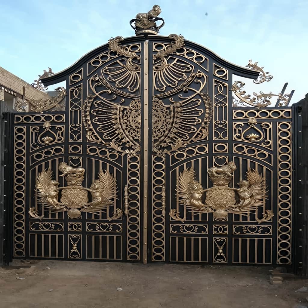 درب فرفورژه حیاط در لواسان