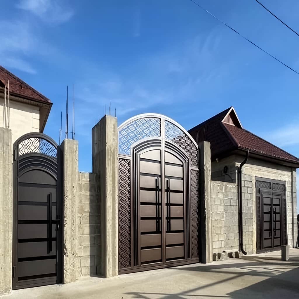 قیمت درب فرفورژه حیاط ساده در لواسان