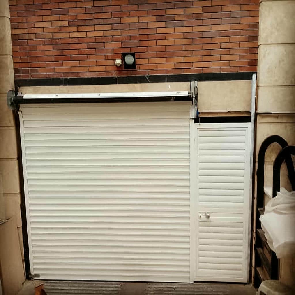 نصب کرکره برقی طراحی دقیق در شهرکرد