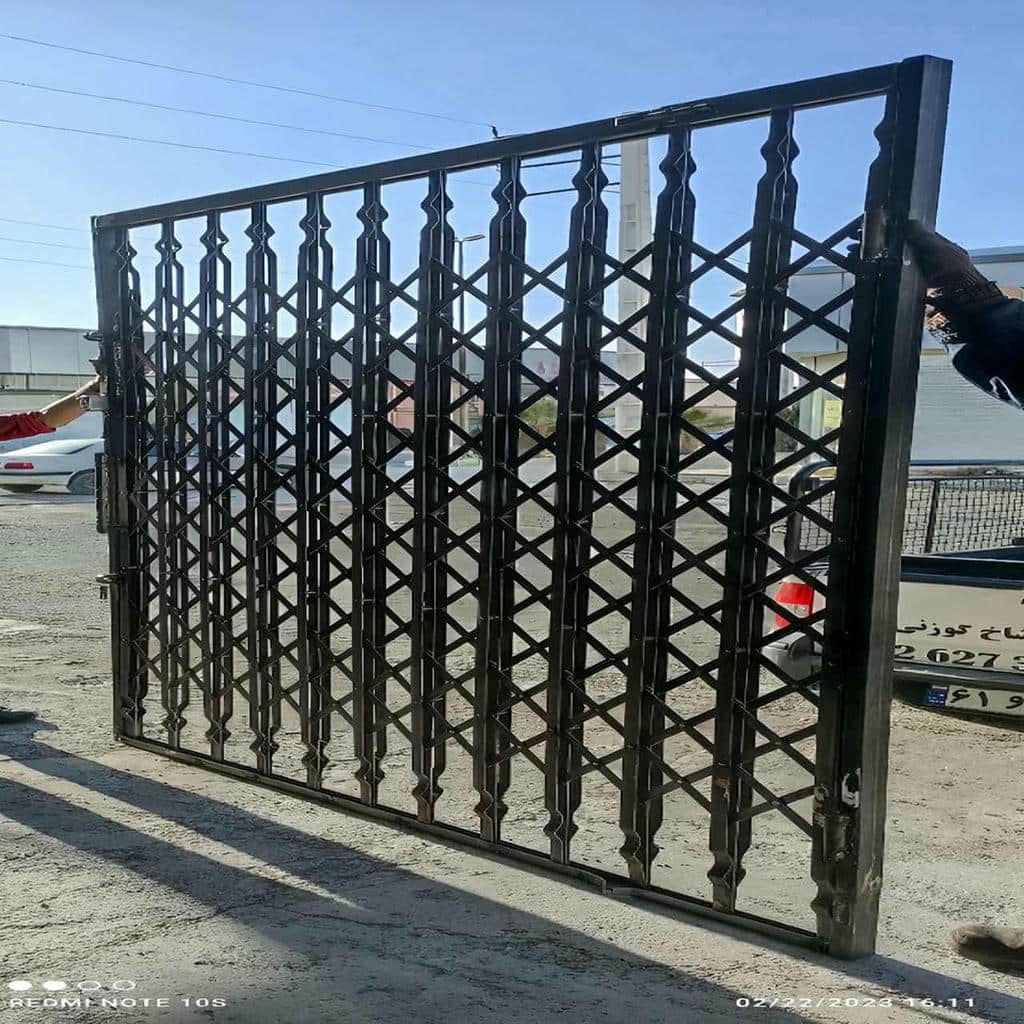 خرید درب آکاردئونی مدرن در سنندج