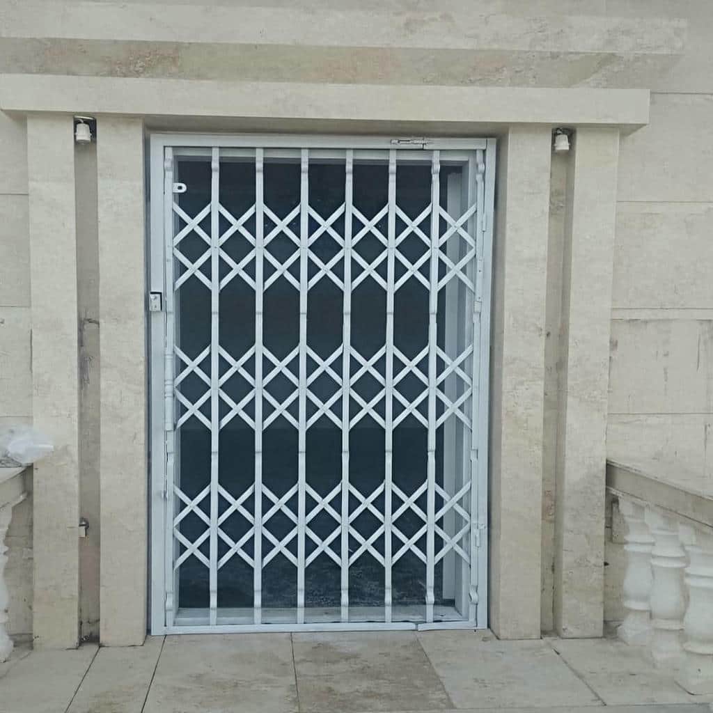 قیمت درب آکاردئونی مناسب حفاظ آپارتمان لوکس در بابل