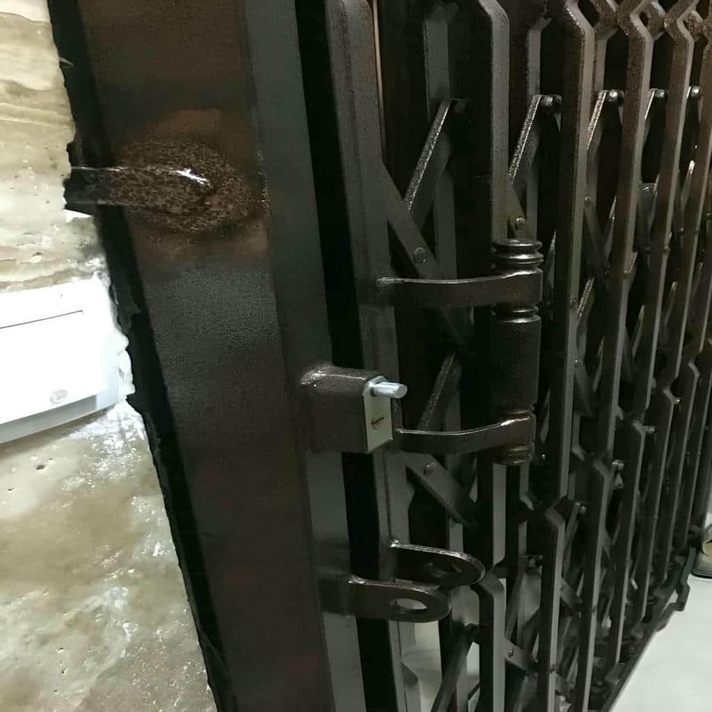 کارخانه درب آکاردئونی ریل دوبل در تبریز