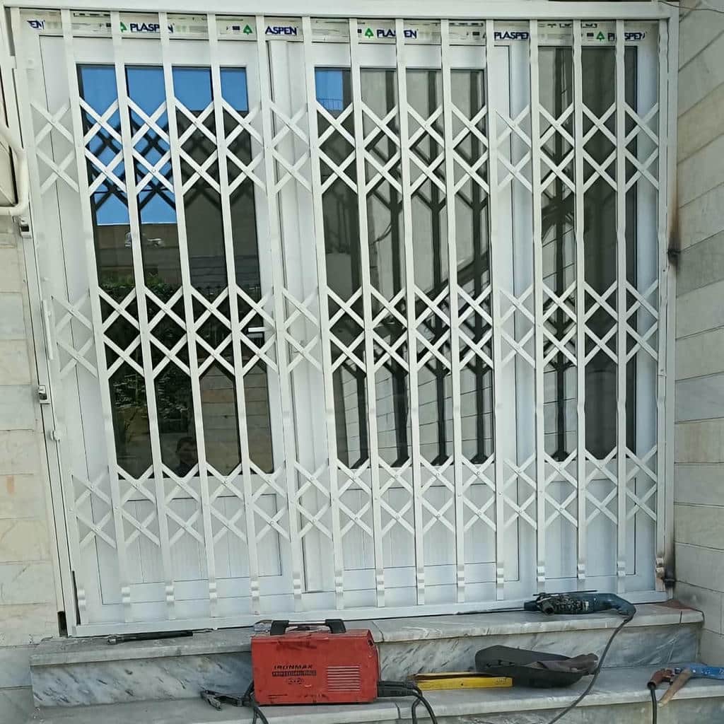 خرید درب آکاردئونی مدرن در کاشان