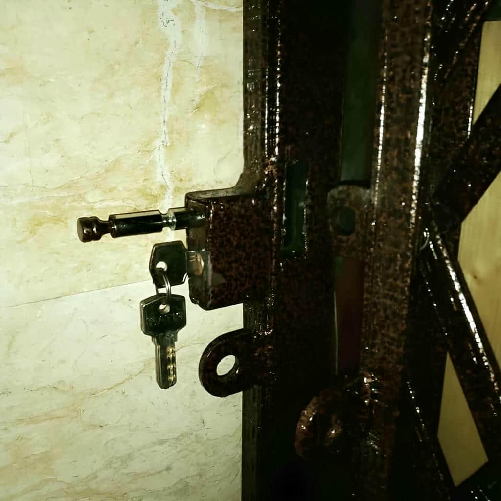 خرید درب آکاردئونی سبک مدرن در عظیمیه کرج