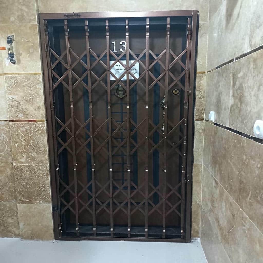 کارخانه درب آکاردئونی تلرانس مونتاژ در طالقان