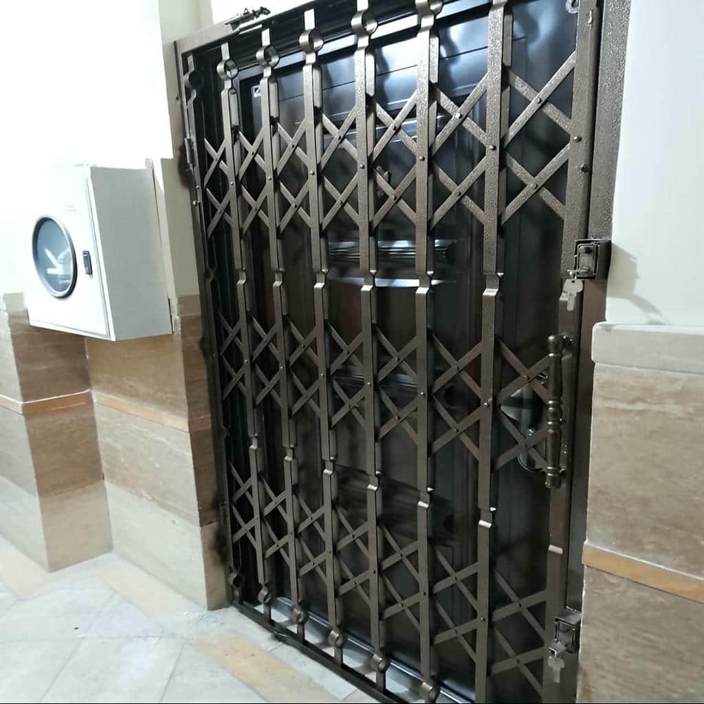 کارخانه درب آکاردئونی فولاد تقویت شده در گرگان