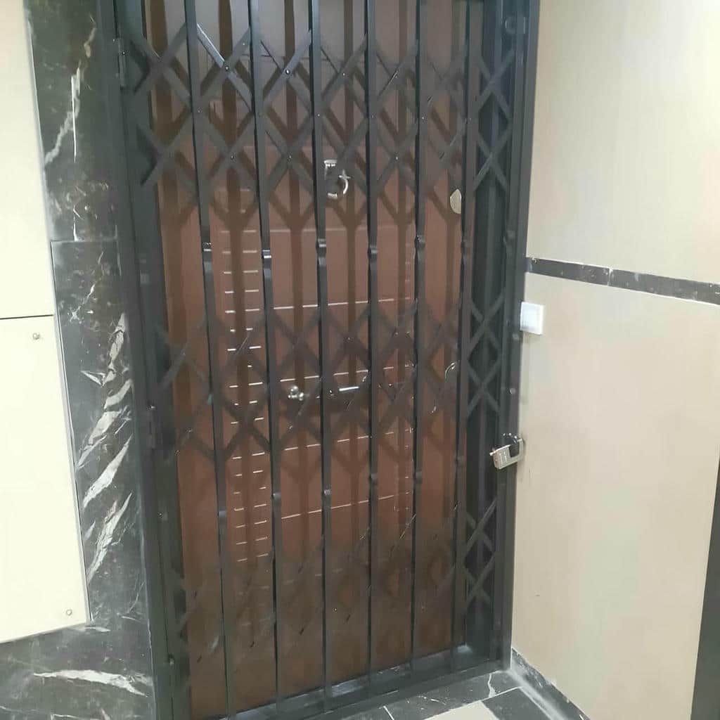 کارخانه درب آکاردئونی فولاد مقاوم در شهرکرد