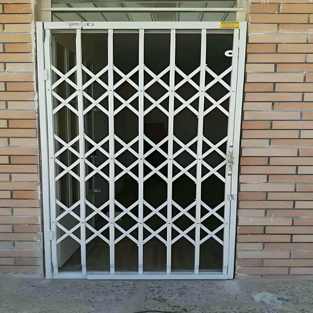 خرید درب آکاردئونی قفل تقویت شده در ساری