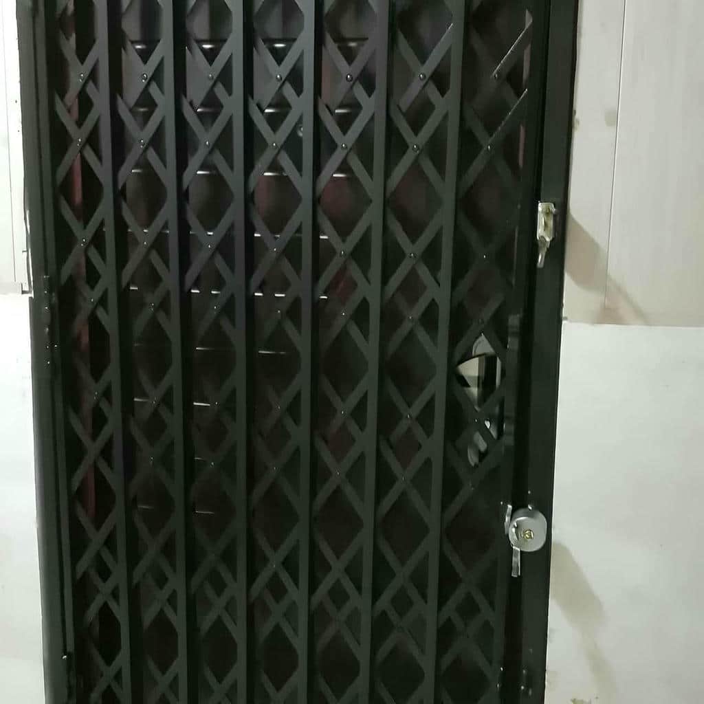 خرید درب آکاردئونی رنگ مقاوم در بندر دیلم