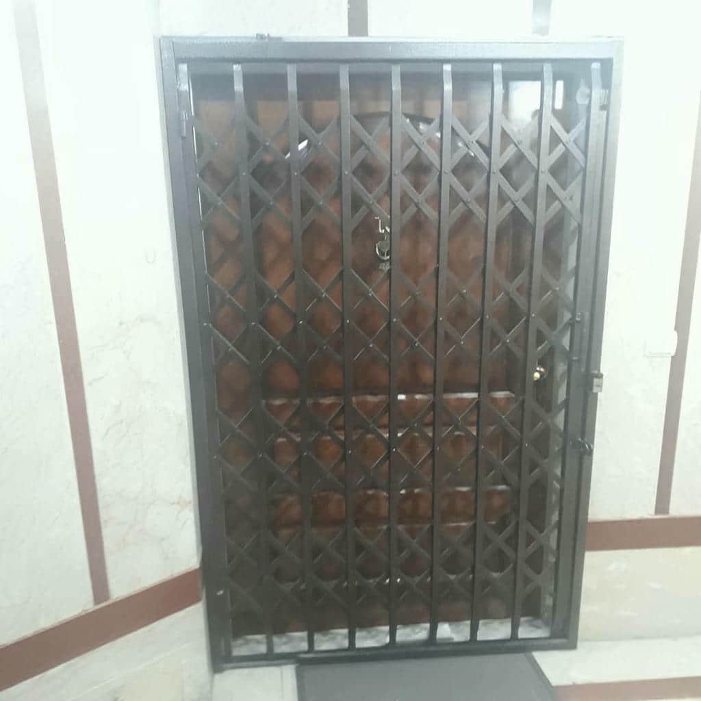 قیمت درب آکاردئونی مناسب حفاظ آپارتمان لوکس در سیرجان