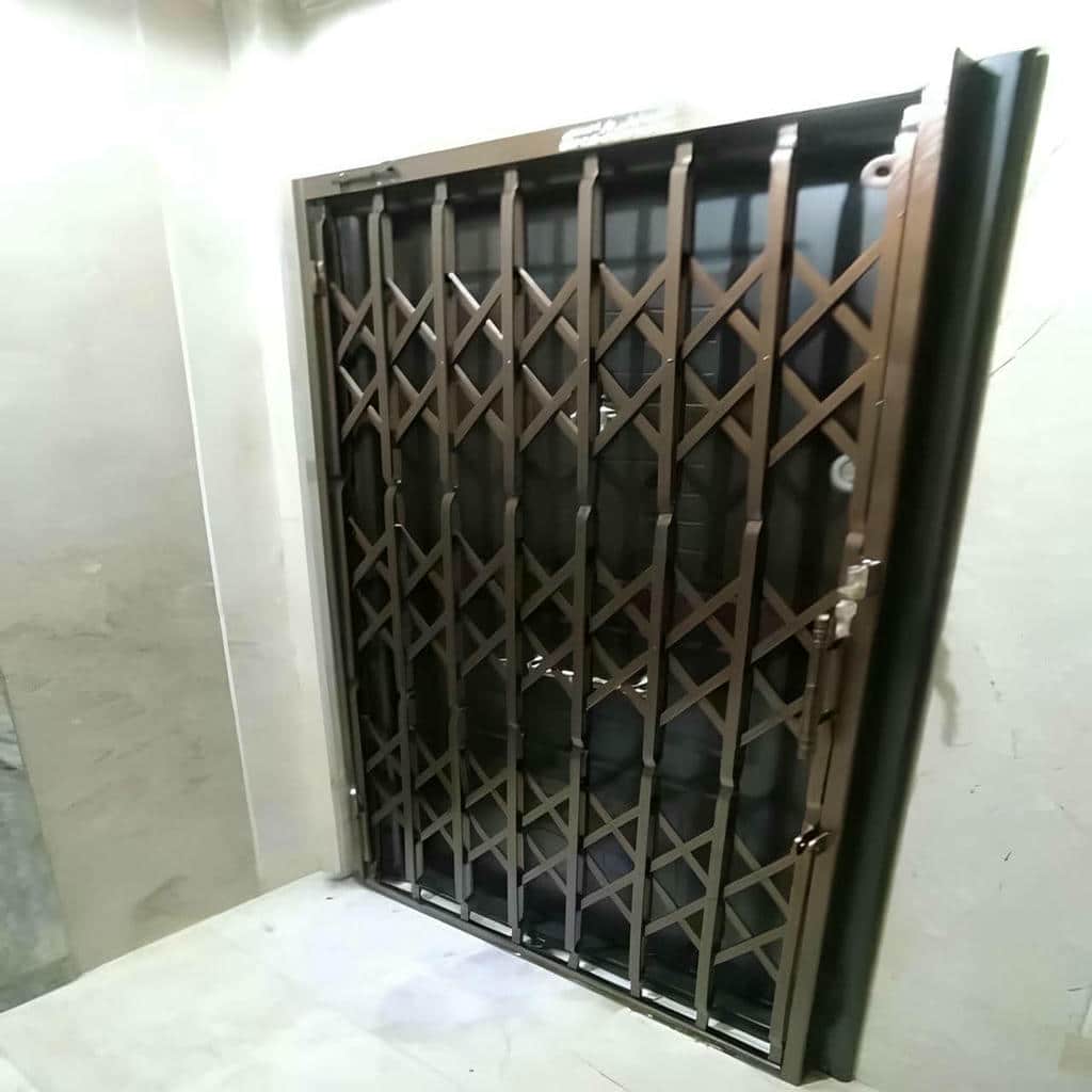 کارخانه درب آکاردئونی شبکه متراکم در رفسنجان