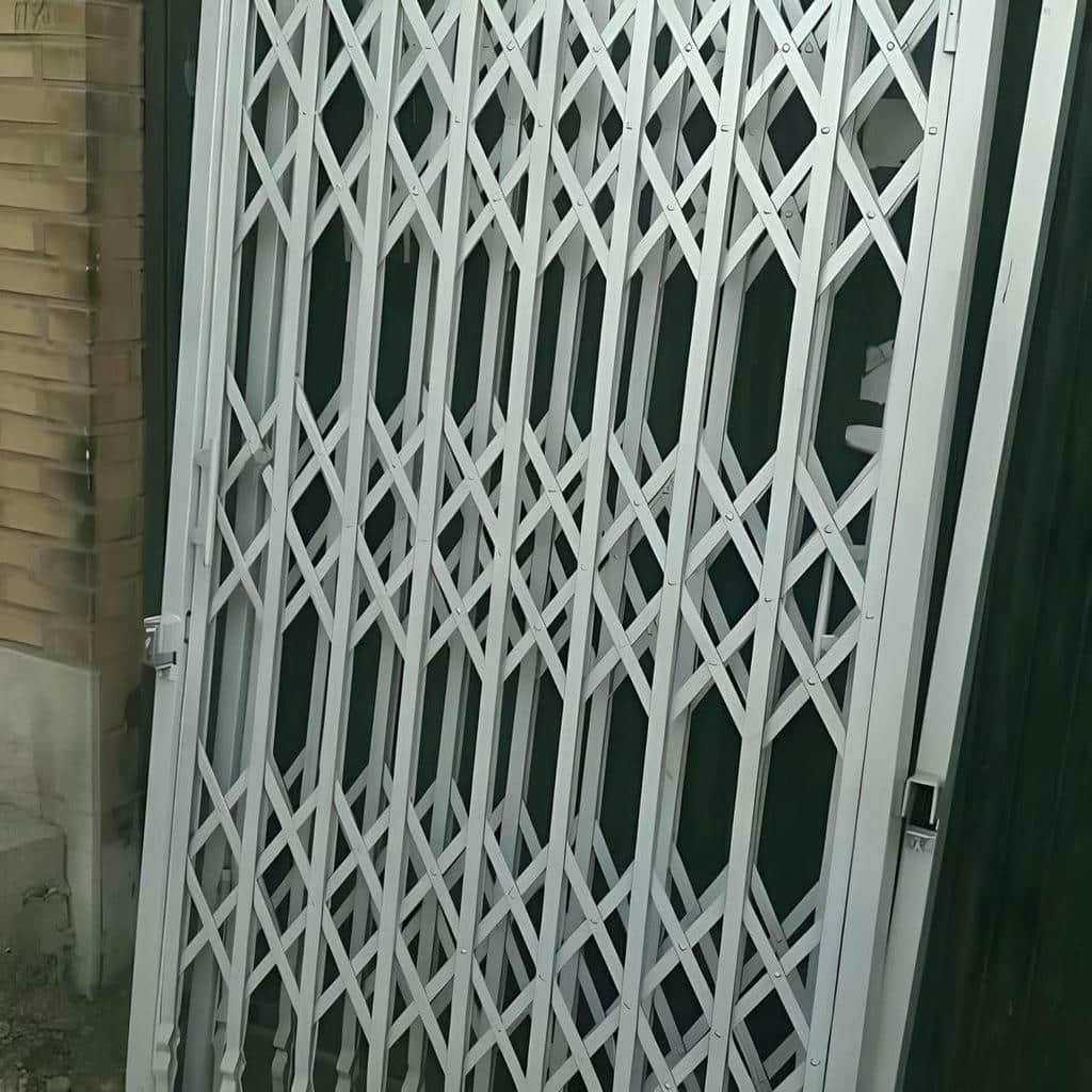 خرید درب آکاردئونی مدرن در اصفهان