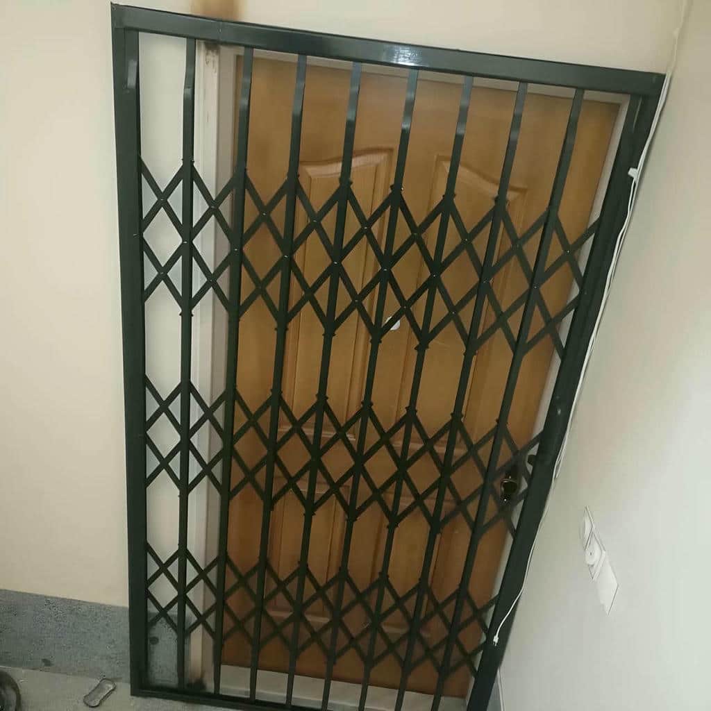 کارخانه درب آکاردئونی فولاد تقویت شده در آمل