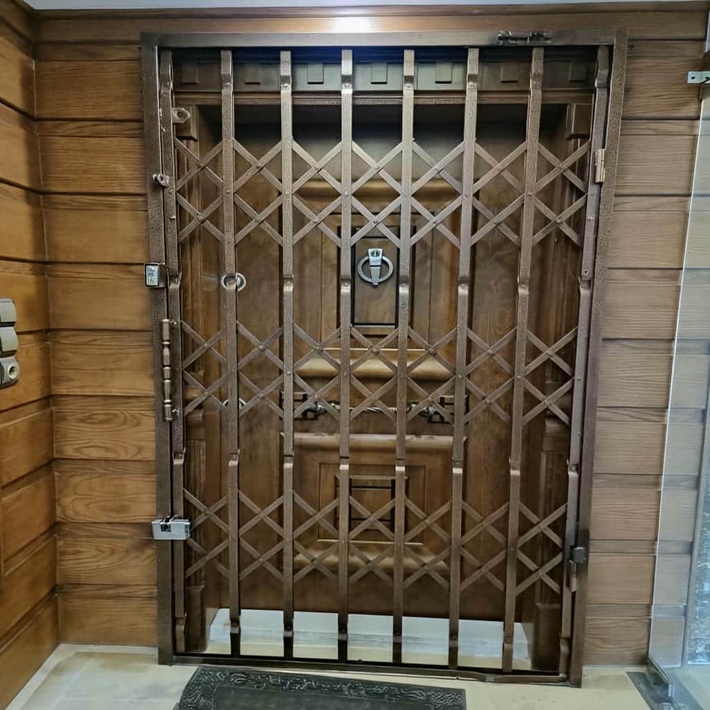 فروش درب آکاردئونی قفل ایمن در محمدشهر