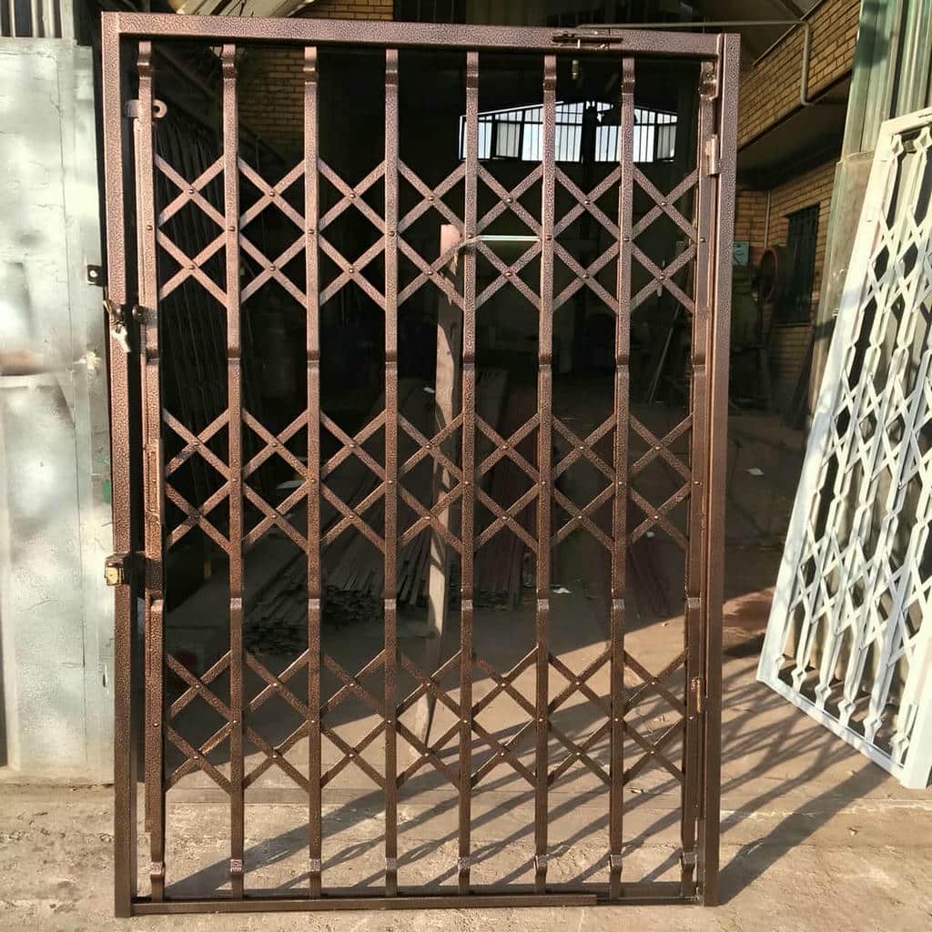 خرید درب آکاردئونی مدرن در چابهار