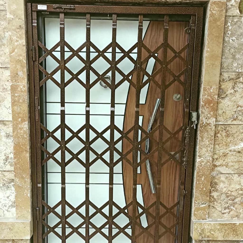 کارخانه درب آکاردئونی طراحی منظم در دماوند