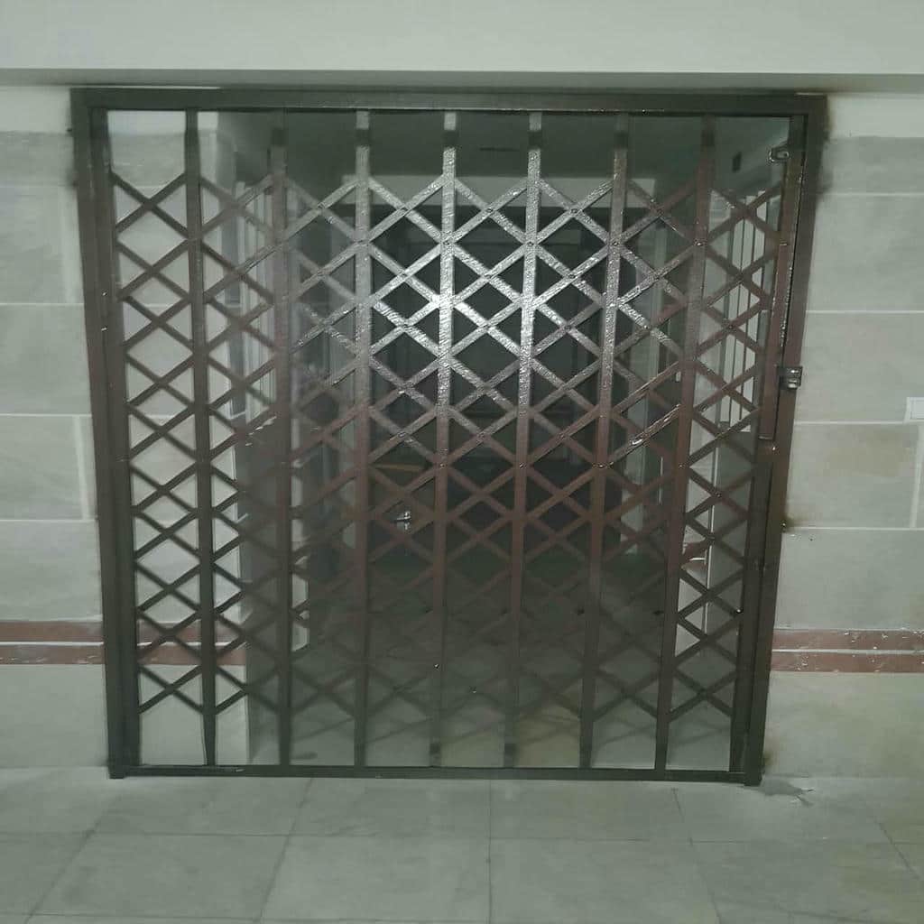 درب آکاردئونی در بومهن