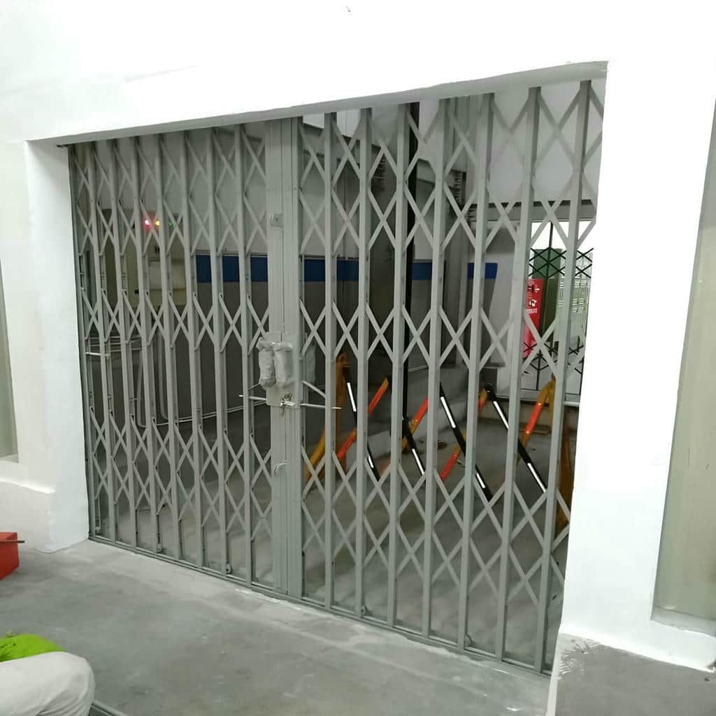 نصب درب آکاردئونی پروفیل تقویت شده در ساوه
