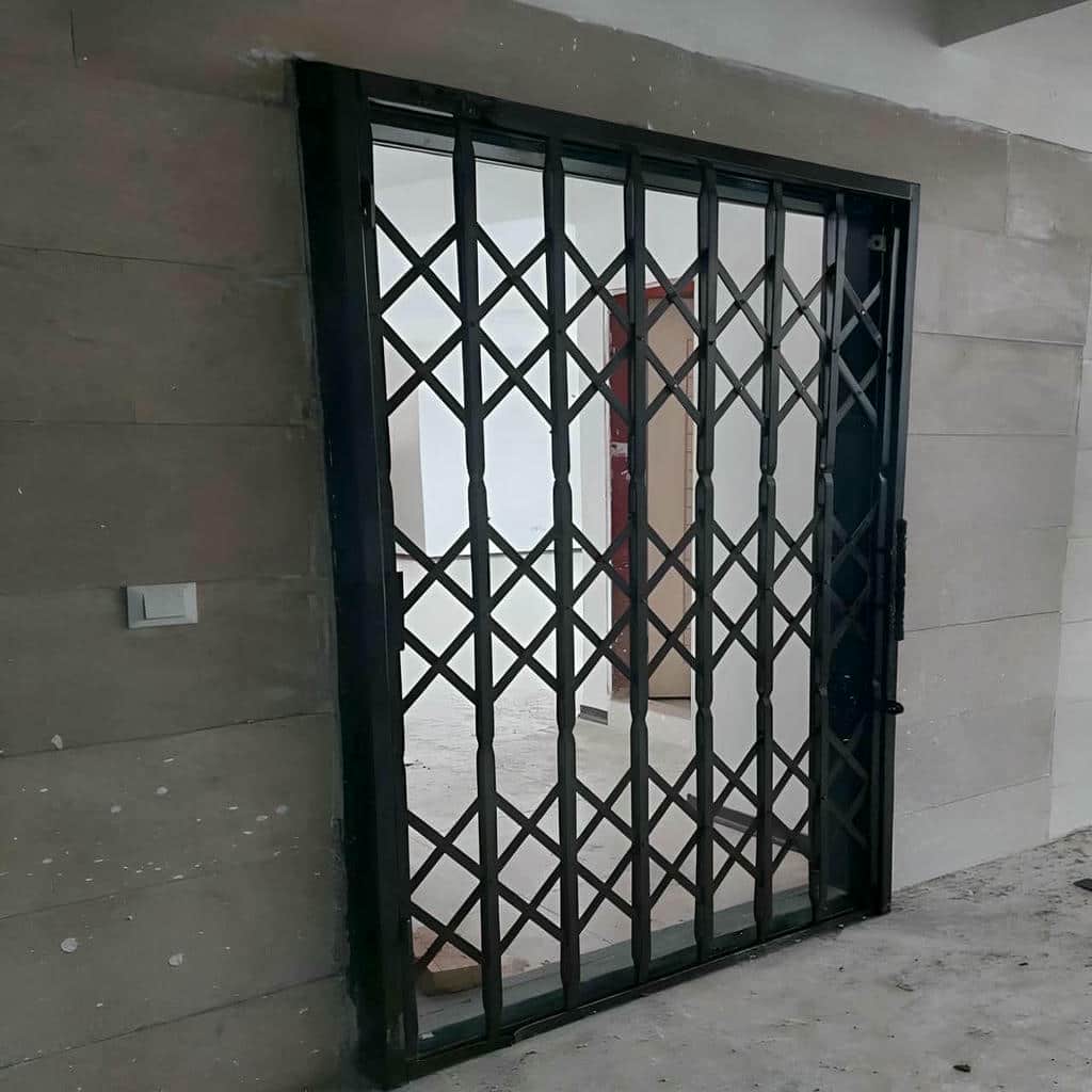 نصب درب آکاردئونی دقیق در بجنورد