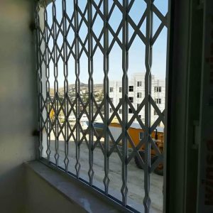 درب آکاردئونی در بابل