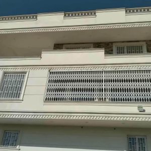 درب آکاردئونی در اردبیل