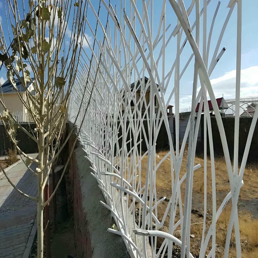 کارخانه حفاظ شاخ گوزنی ضدزنگ در قشم