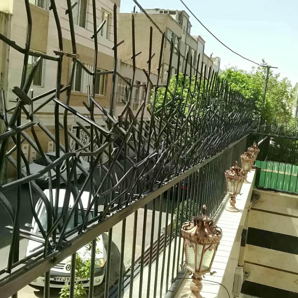 نصب حفاظ شاخ گوزنی رنگ کوره ای در ایرانشهر