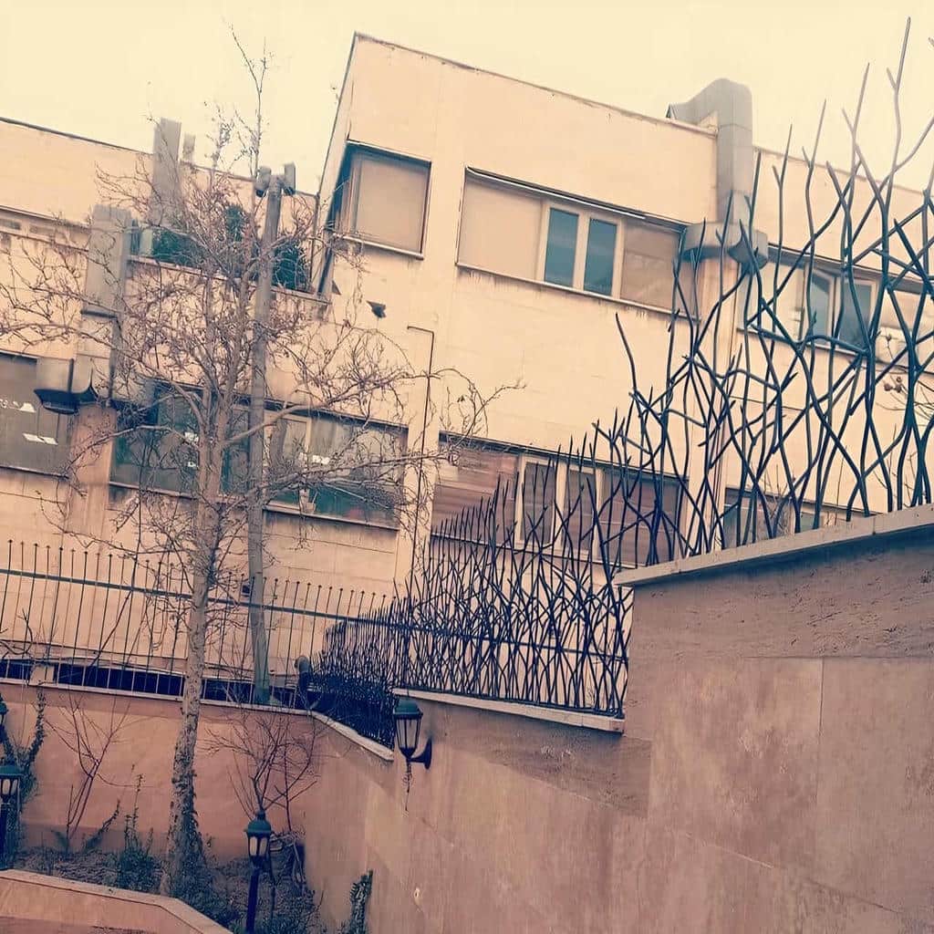 نصب حفاظ شاخ گوزنی رنگ کوره ای در یزد