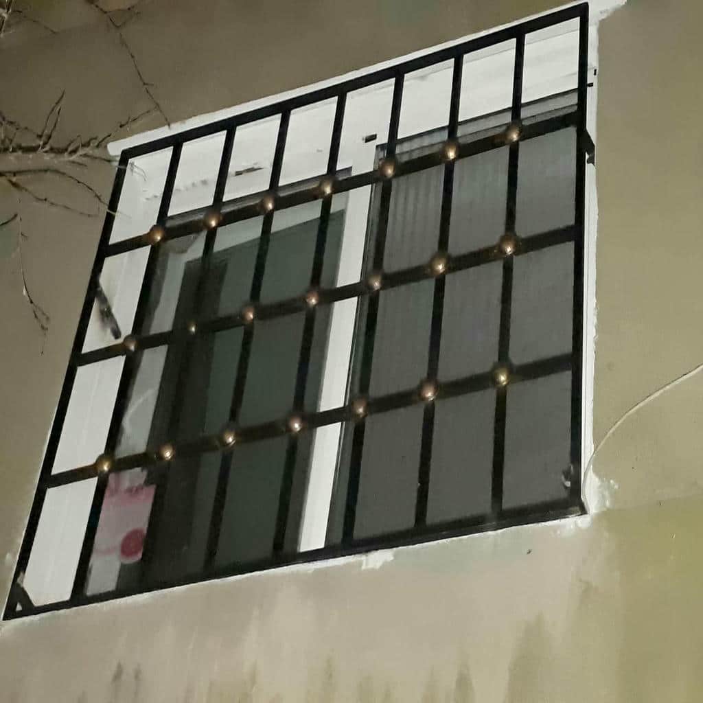 نصب حفاظ نرده پنجره اجرای صنعتی در استان گیلان