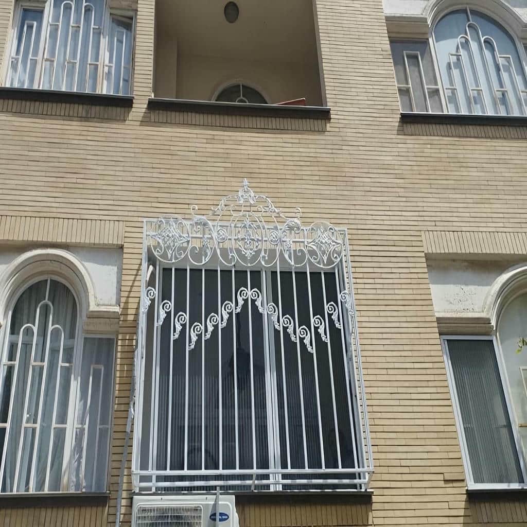 خرید حفاظ نرده پنجره فرفورژه کلاسیک در آمل