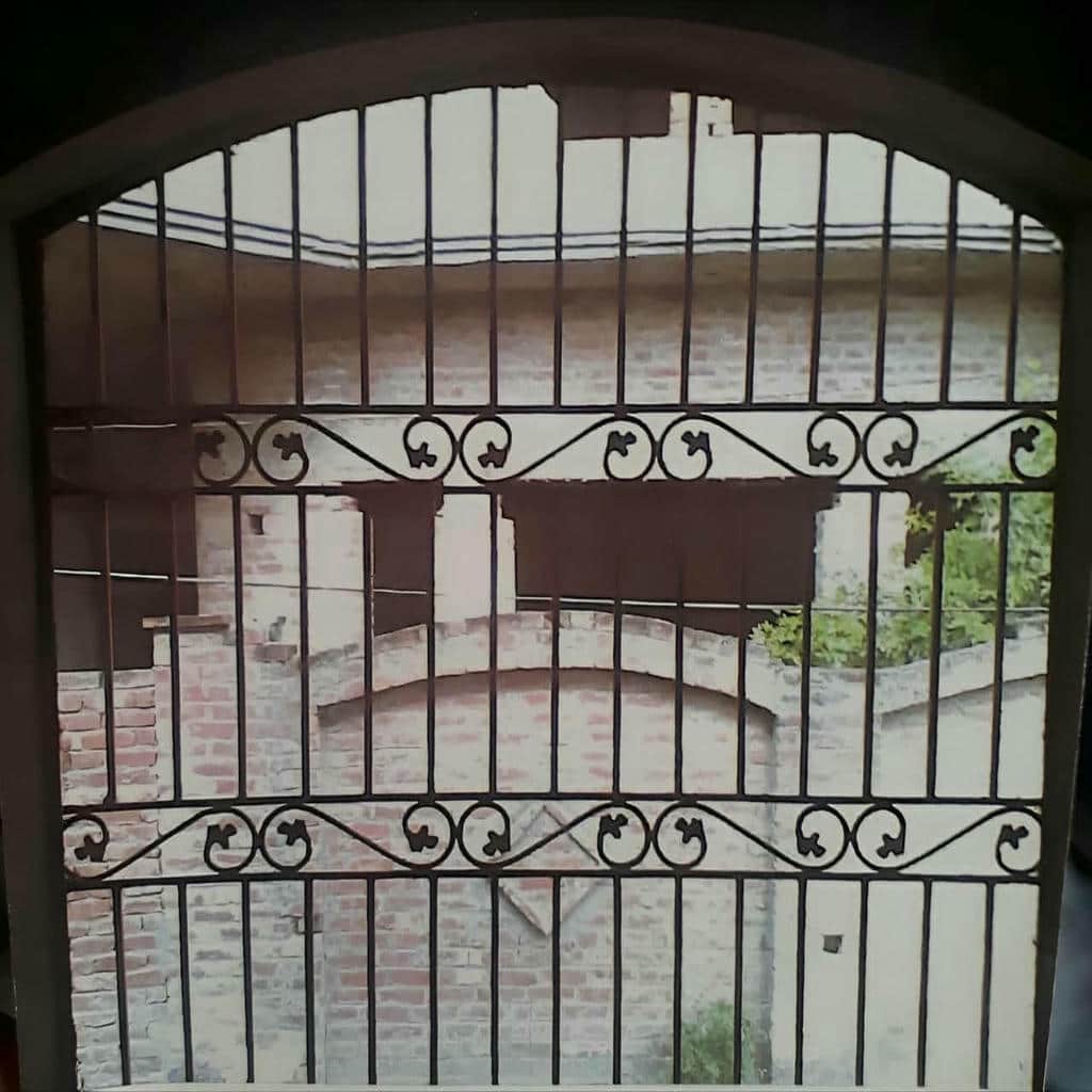 حفاظ نرده پنجره در بومهن