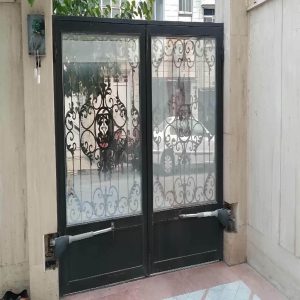 جک درب پارکینگ در سنندج