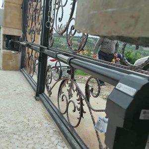 جک درب پارکینگ در چالوس