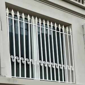 حفاظ نرده پنجره در ملارد