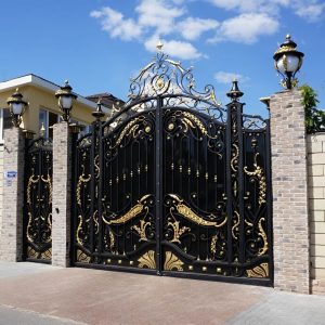 درب فرفورژه حیاط در کیش