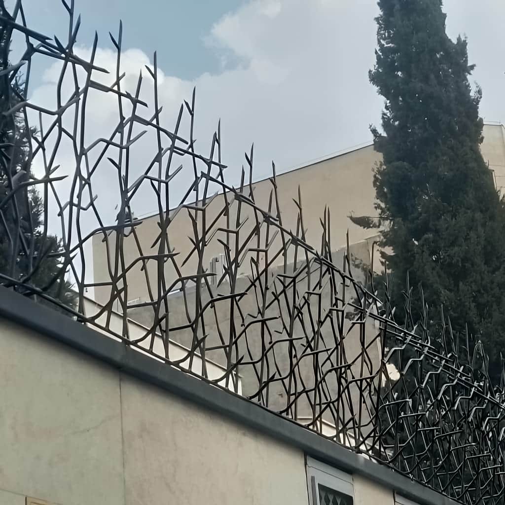 حفاظ شاخ گوزنی و حفاظ سرنیزه ای با جوشکاری تمیز
