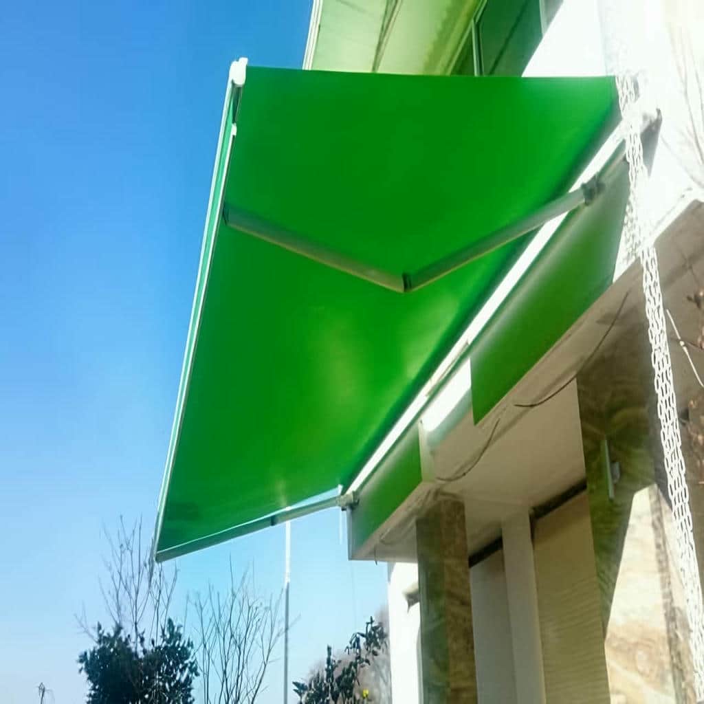 سایبان برقی کافه و رستوران با پارچه ضد UV سایبان برقی کافه و رستوران با پارچه ضد UV