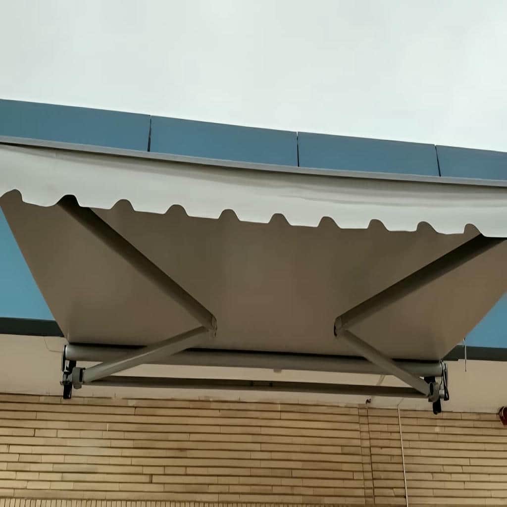سایبان برقی و سایبان چتری با فریم هماهنگ با نما سایبان برقی و سایبان چتری با فریم هماهنگ با نما