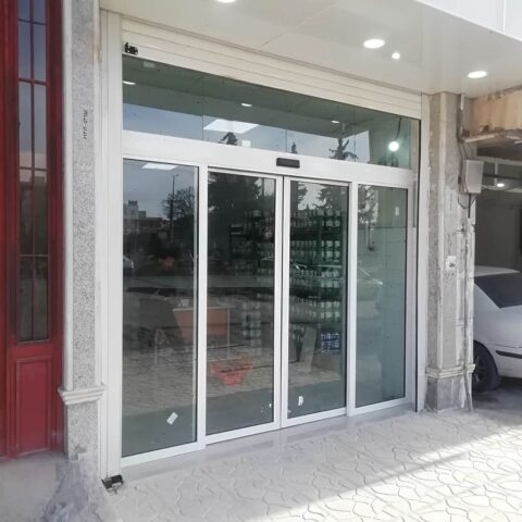 فریم درب اتوماتیک شیشه ای با بدنه آلومینیومی مقاوم فریم مقاوم درب اتوماتیک شیشه ای