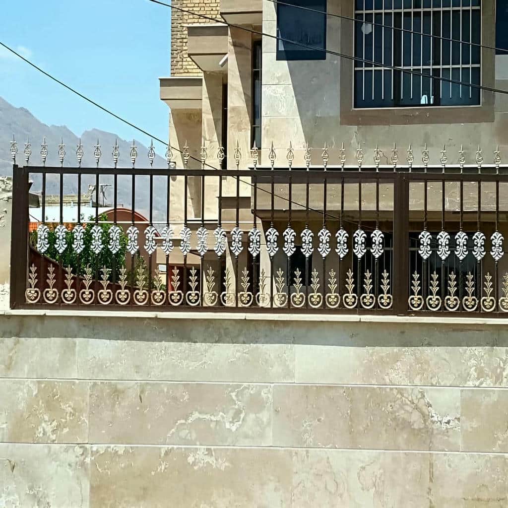 حفاظ شاخ گوزنی و حفاظ سرنیزه ای با تراکم مناسب امنیتی
