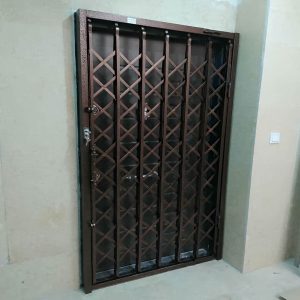اثر قیمت آهن بر هزینه ساخت حفاظ فلزی و درب آکاردئونی