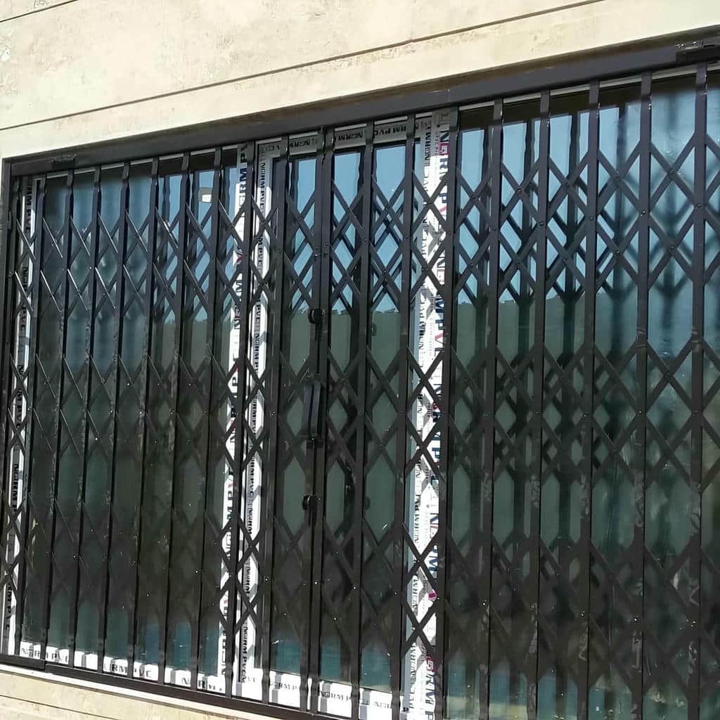 طرح پنج گل دوبل حفاظ درب آپارتمان برای حریم بیشتر