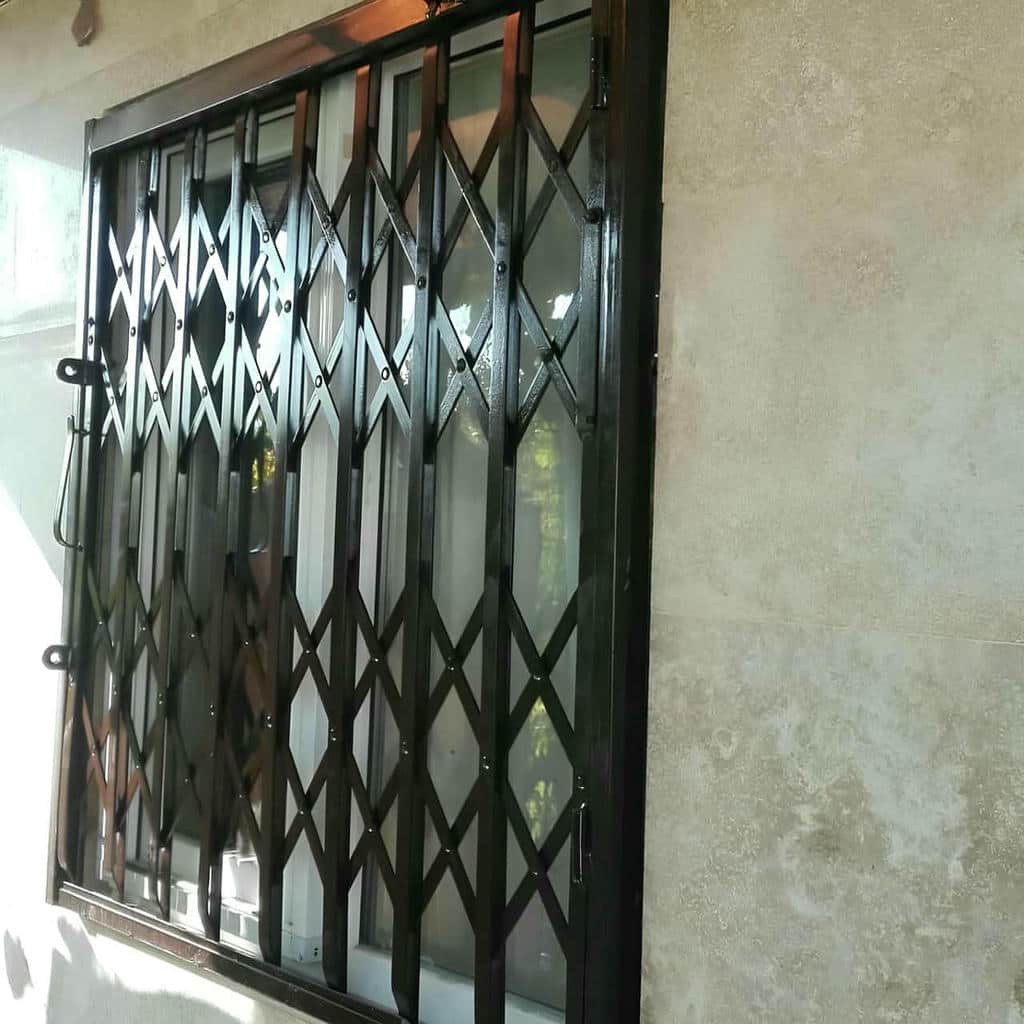 خرید حفاظ آکاردئونی دو جداره ورودی با قفل محافظت‌شده